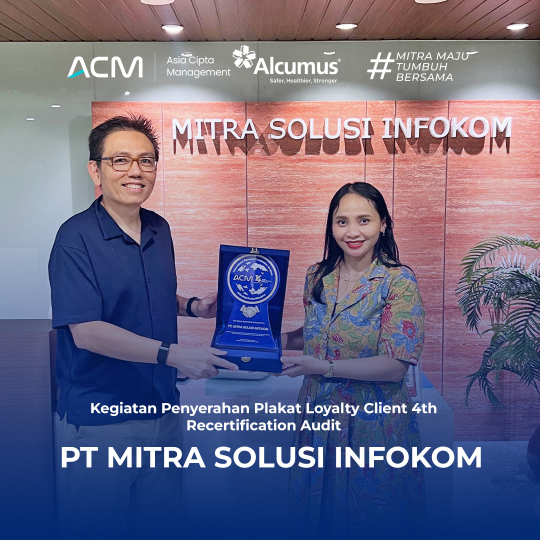 Penyerahan plakat loyalty client 4th Recertification audit  PT MITRA SOLUSI INFOKOM